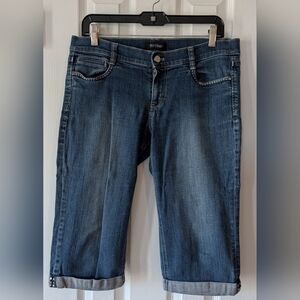 White House Black Market NOIR Denim Bermuda Shorts – Size 8 – Cuffed Dark Wash